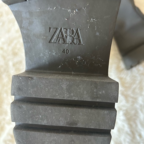 Zara Knee-High Rubber Women's Boots - Picture 5 of 5
